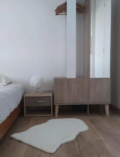 Charmant T1Bis Renove Avec Gout
